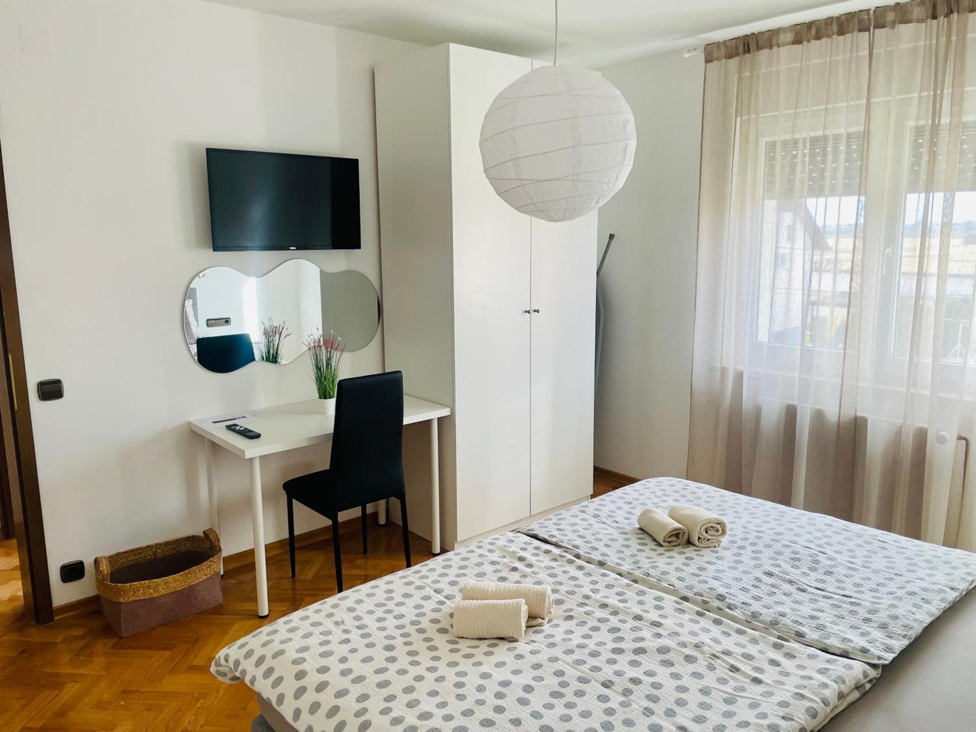 Apartman Bago Deluxe Near Zagreb Airport Velika Gorica Exteriör bild