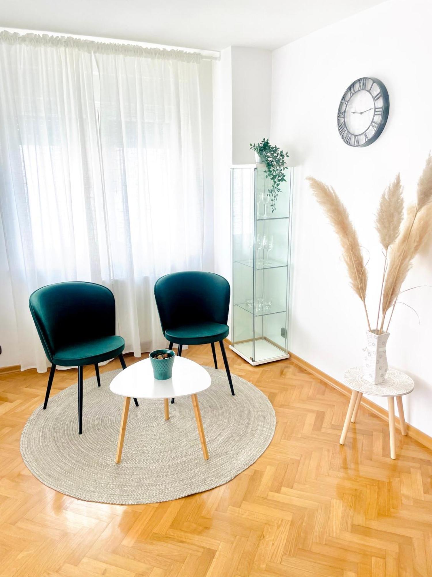 Apartman Bago Deluxe Near Zagreb Airport Velika Gorica Exteriör bild