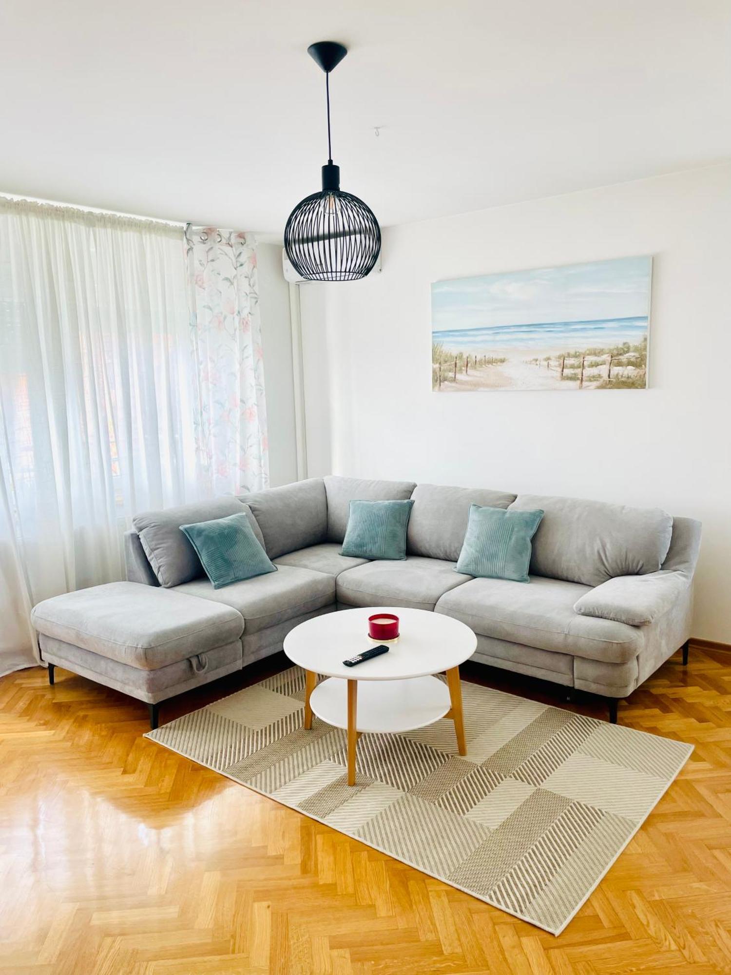 Apartman Bago Deluxe Near Zagreb Airport Velika Gorica Exteriör bild