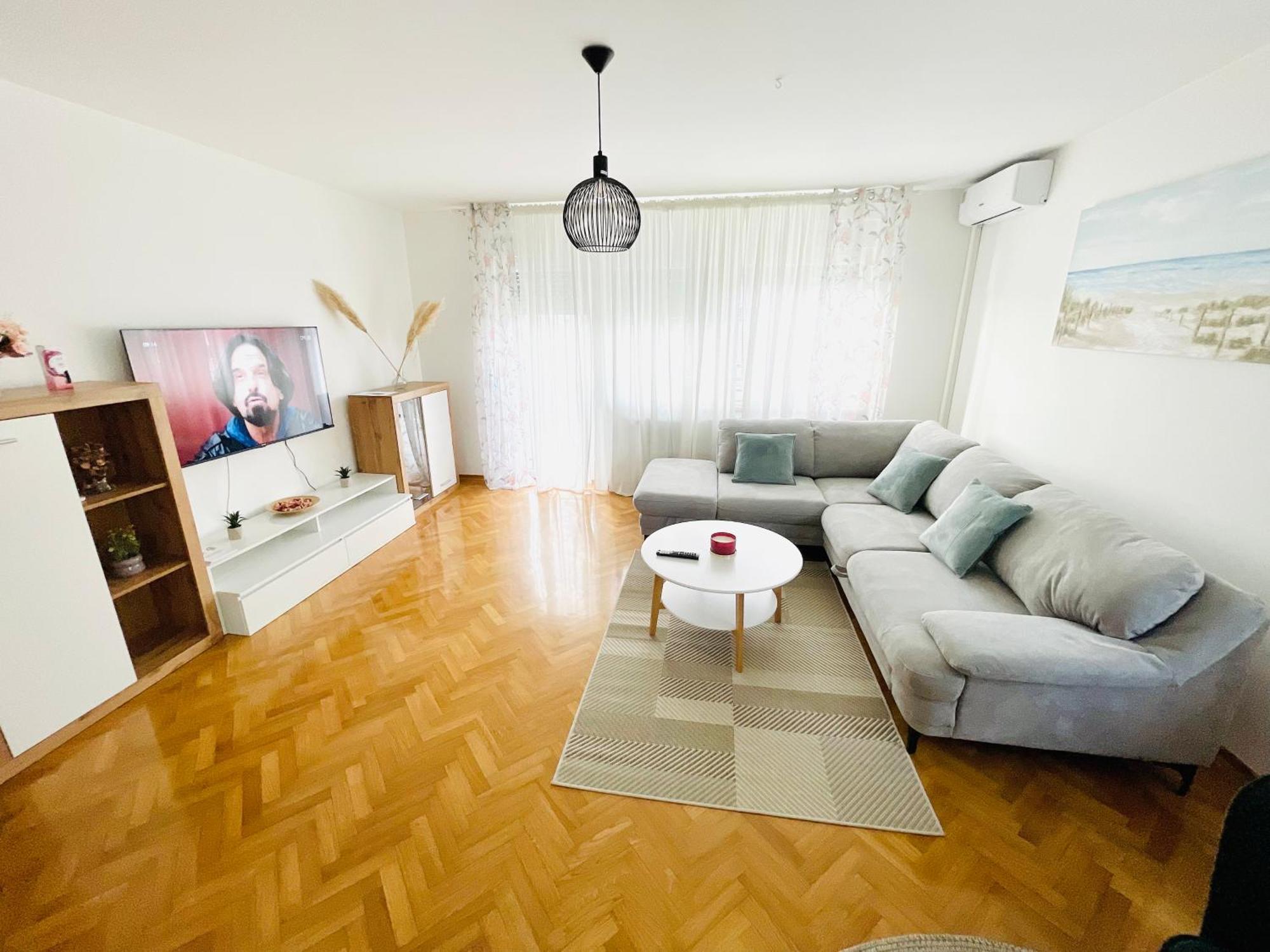 Apartman Bago Deluxe Near Zagreb Airport Velika Gorica Exteriör bild