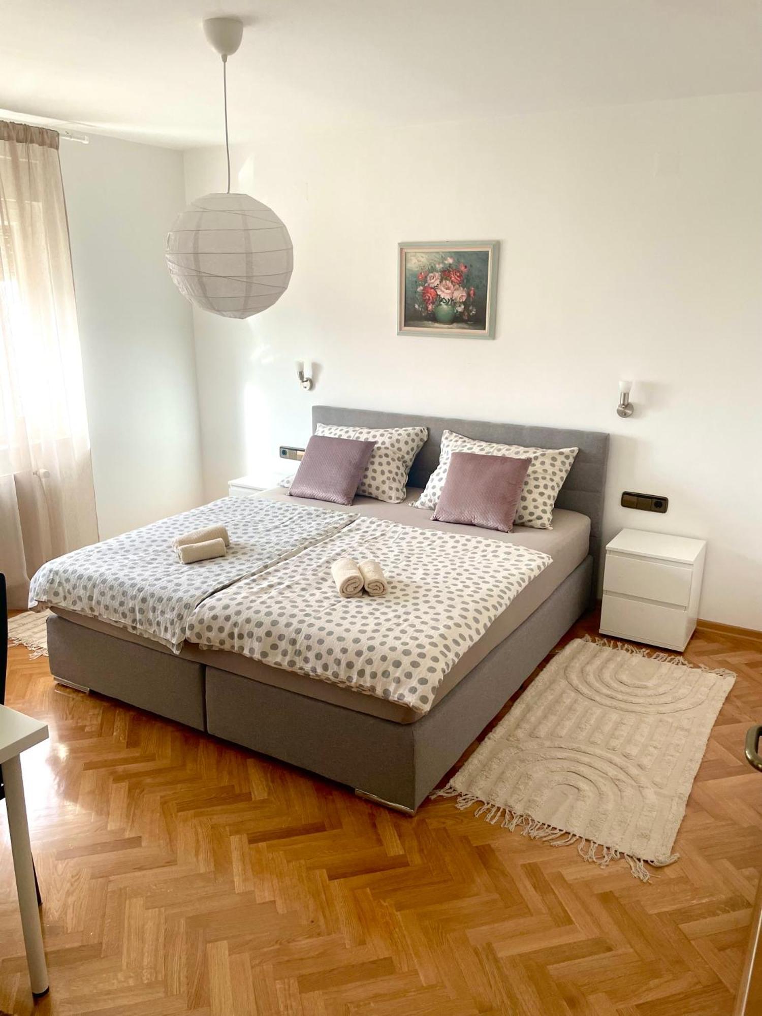 Apartman Bago Deluxe Near Zagreb Airport Velika Gorica Exteriör bild